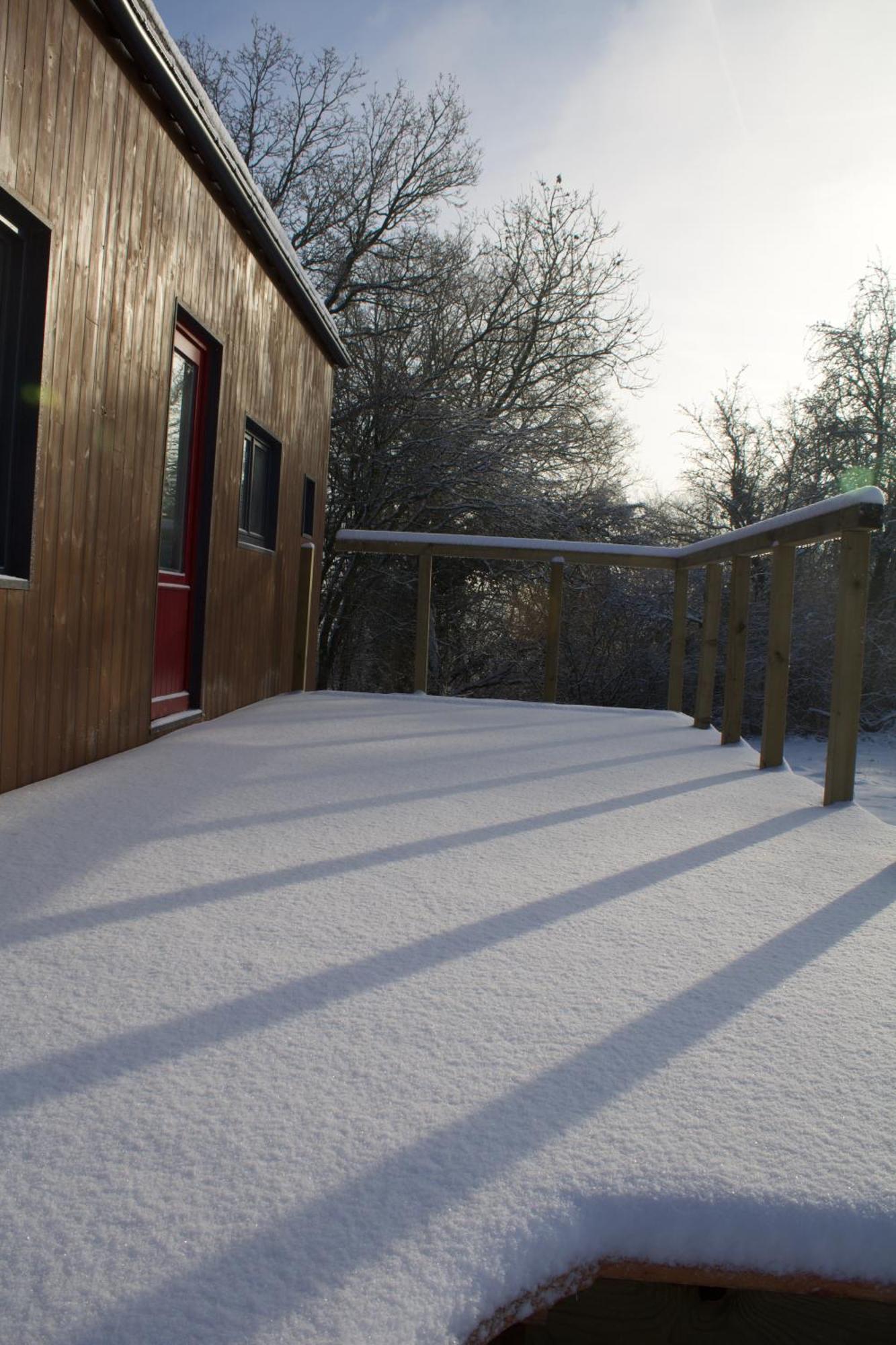 Tiny House Les Jours Heureux Sejour Nature Pres De Dinant Et Des Lacs De L Eau D Heure Villers-le-Gambon Exterior photo